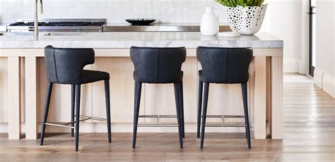 Black Bar Stools With Arms