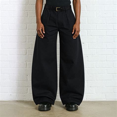 Shibuya Pleated Pants | Baggy, Wide-Leg | Pleated pants, Pleated, Best ...