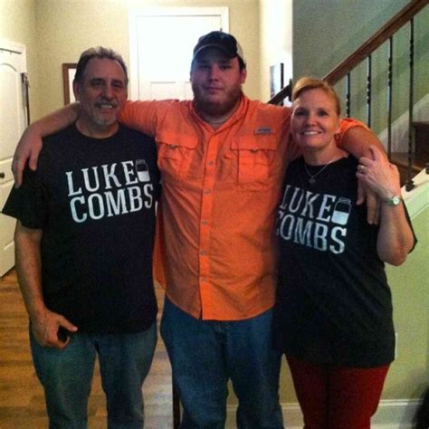 Luke Combs Brother, Age, Early Life, Career, and Net Worth