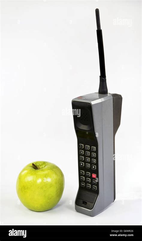 First Generation Phone 的图像结果