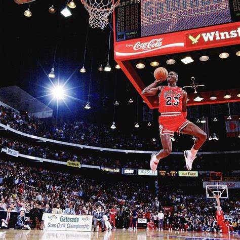146 Michael Jordan Dunk Contest Photos And Premium High Res Pictures ...