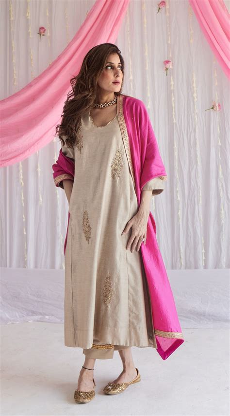 Tannu Kurta in Pearl Beige Chanderi with Pants. – Shorshe Clothing