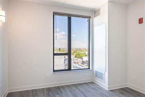 Westhaven Park Station Photo Gallery | Chicago, IL Apartment Pictures