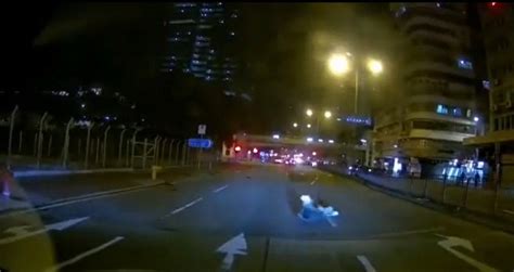 Insurance Scammer Gets Run Over 的图像结果