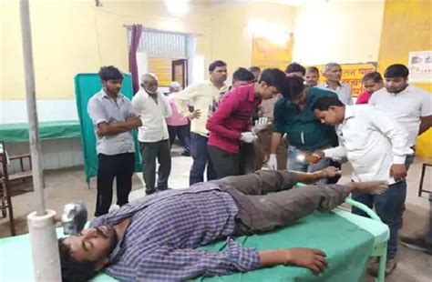 फिरोजाबाद में DAP वितरण के दौरान फायरिंग: गोली लगने से किसान जख्मी ...