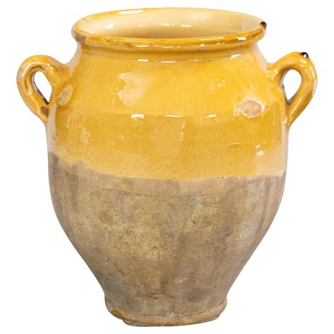 Late 19th Century Primitive Spanish Clay Pot For Sale at 1stDibs | old ...