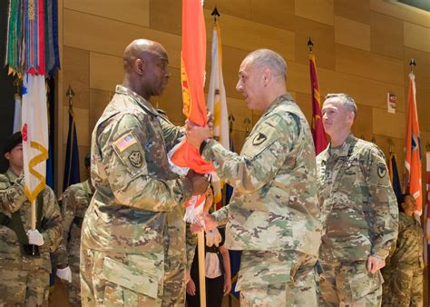 CECOM leadership changes hands | Article | The United States Army