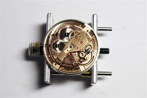 Omega Constellation Watch Repair 的图像结果