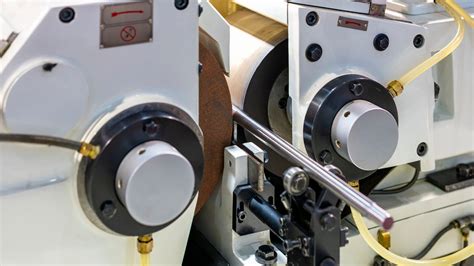 Centerless Grinding Machine 的图像结果