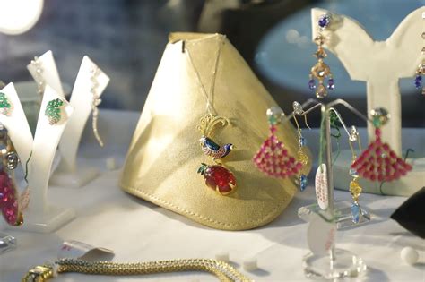 Government increases duty drawback on gold, reduces for silver ...