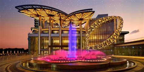 Union Govt Sanctions Over 200 CISF Personnel to Guard Jio World Centre ...