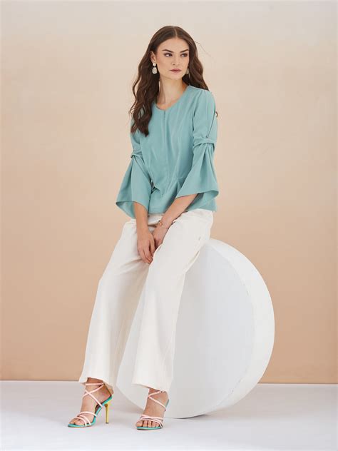 Latin Quarters Women Green Round Neck 3/4th Bell Sleeves Solid Peplum