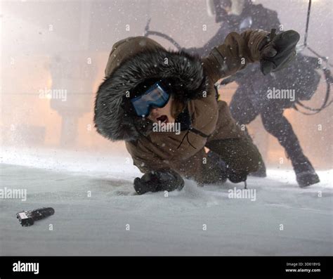 Whiteout Year : 2009 USA / Canada Directed by: Dominic Sena Kate Beckinsale Stock Photo - Alamy
