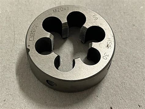 závitové očko M20 x 1 Narex | Aukro