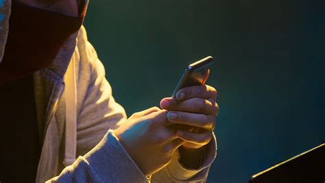 Unlocking the Risks of Mobile Spyware: Do This to Protect Your ...