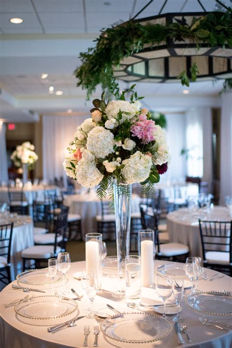 Portage Country Club, Akron, Ohio - Golf course information and reviews.