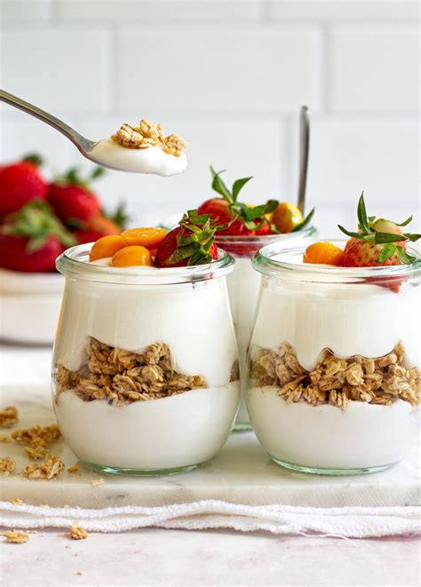 Greek yogurt parfait with fresh berries and granola Cookin' cowgirl ...