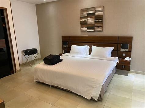 Q SUITE JEDDAH BY EWA - Hotel Reviews, Photos, Rate Comparison ...