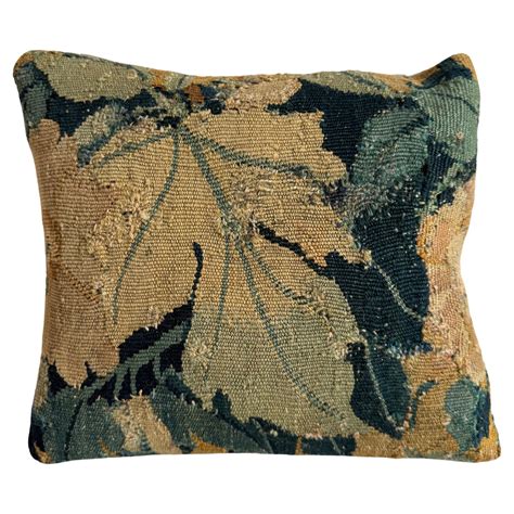 17th Century Flemish Pillow - 12" x 11" For Sale at 1stDibs