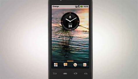 Intel inks more phone deals, unveils new chips