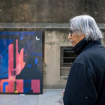 A paper sculptor who enchants with her three dimensional forms ...