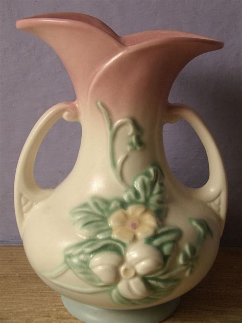 Antique Pottery, vintage 1940's Hull USA pottery vase, W8 7 1/2, pastel ...