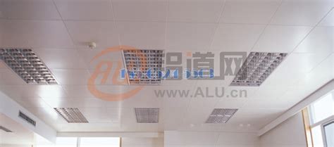 600铝板吊顶图片_覆膜铝板-广州凯麦金属建材有限公司