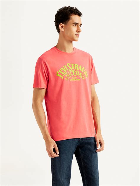 Men's Graphic Print Slim Fit T-shirt – Levis India Store