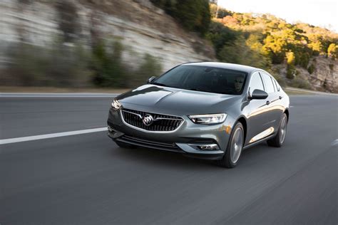 2017 Buick Regal Specs, Performance & Photos - autoevolution