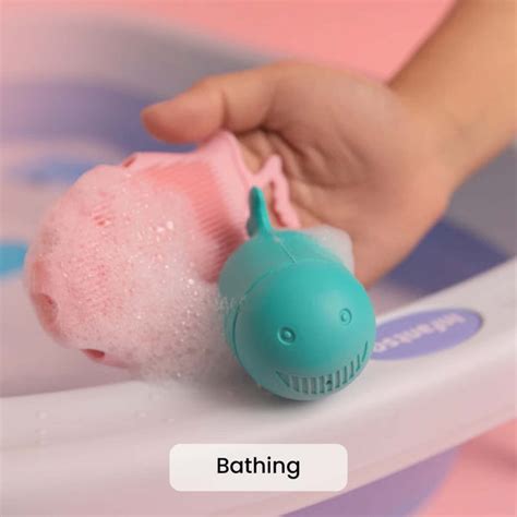 Bathing – Infantso