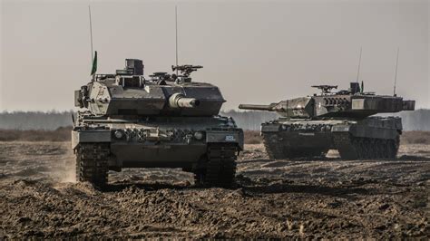 Download wallpaper Germany, Tanks, Bundeswehr, Leopard 2A7, section ...