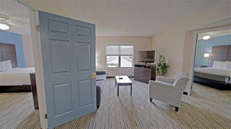 ALL SEASON SUITES (Pigeon Forge) - Hotel Reviews, Photos, Rate ...