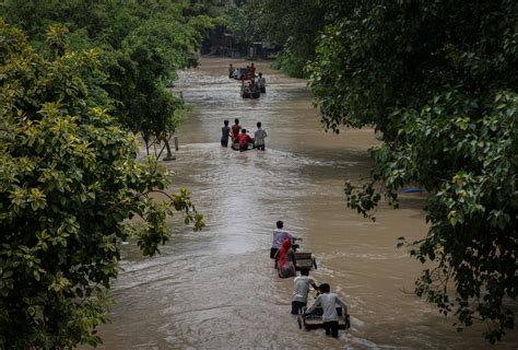Death toll in landslides, floods in Nepal rises to 41