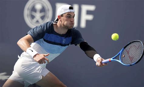 Miami Open: Jack Draper brought back down to earth; Alexander Zverev ...