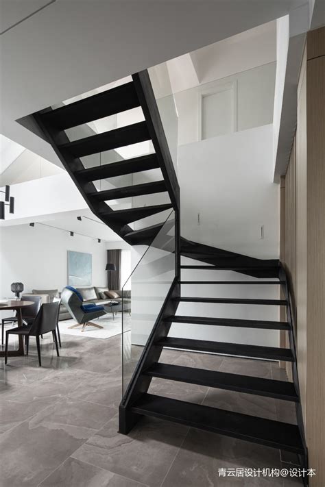小型别墅楼梯设计 – 设计本装修效果图