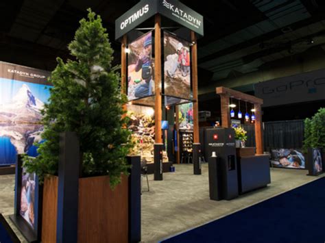 Exhibit Concepts: Customer Reviews, Stands and Services