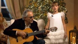 Andrea Bocelli & his 8-year-old Daughter, Virginia, sing together ...