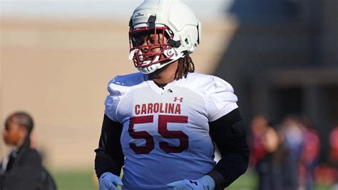 Former Gamecock Jakai Moore joins UNC under Belichick | The State