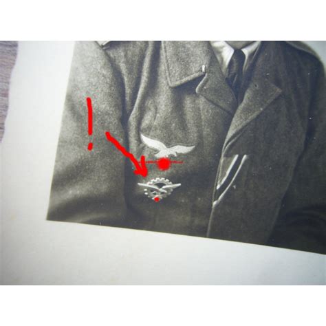 Luftwaffen Soldat mit Generalluftzeugmeisterabzeichen, Sammlermarkt ...