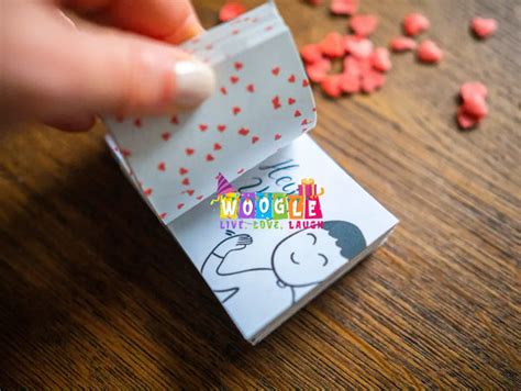Flip Book Photo Booth – Woogle