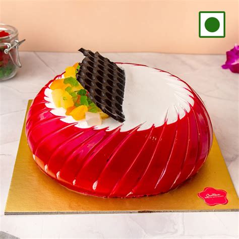 Fruit & Cream Domes Cake | Cremeux