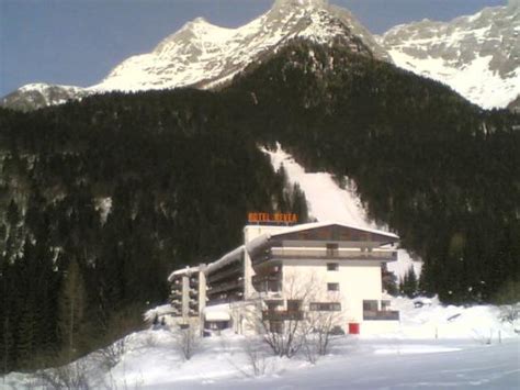 HOTEL CLUB NEVEA (Chiusaforte) - Hotel Reviews & Photos - Tripadvisor