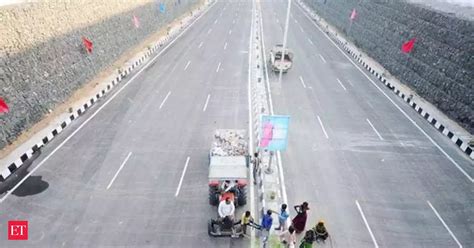 7,500 km of BOT highway projects at risk; but recent government steps ...