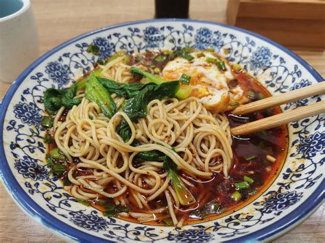Small noodles in Chongqing - iNEWS