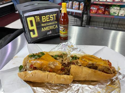 Pluckers moves into Austin's Southpark Meadows community