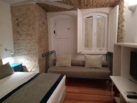 CASAS DE SAO BENTO (Lisbon) - Hotel Reviews, Photos, Rate Comparison ...