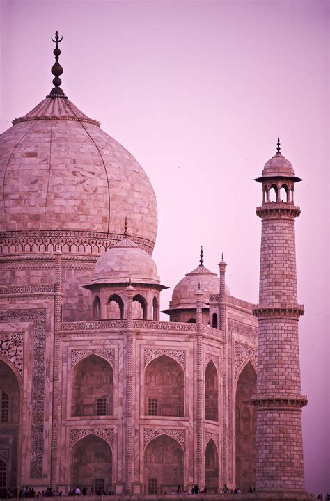 Just 17 very beautiful photographs of the Taj Mahal | Condé Nast ...