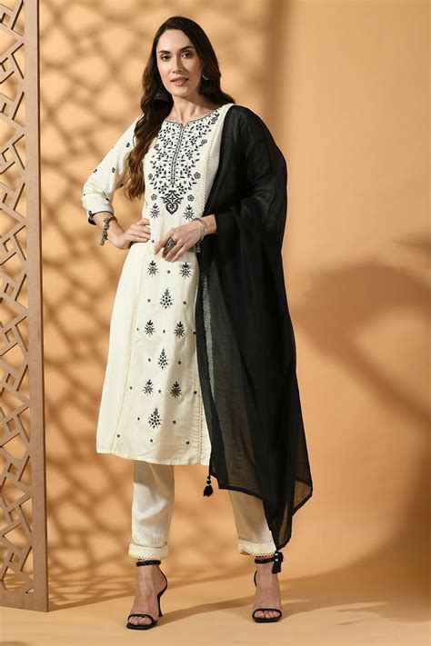 Cream Embroidered Solid Kurta Set – SABHYATA CLOTHING