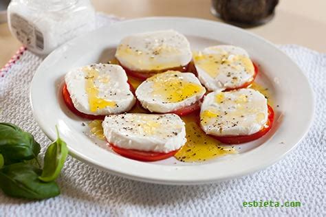 Ensalada caprese rápida y deliciosa - Recetas de Esbieta