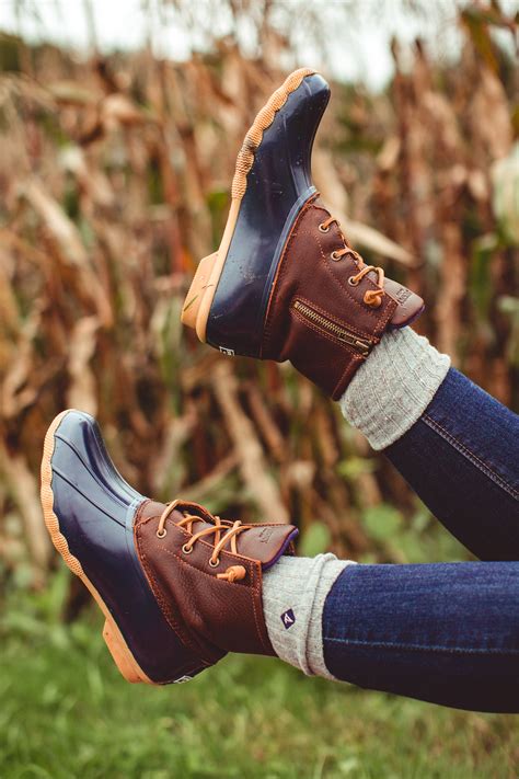 Sperry Women's Saltwater Duck Boot | Boots, Duck boots, Duck boots outfit